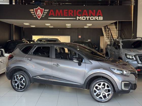 RENAULT CAPTUR 1.6 16V SCE FLEX LIFE X-TRONIC RENAULT CAPTUR 1.6 16V SCE FLEX LIFE X-TRONIC